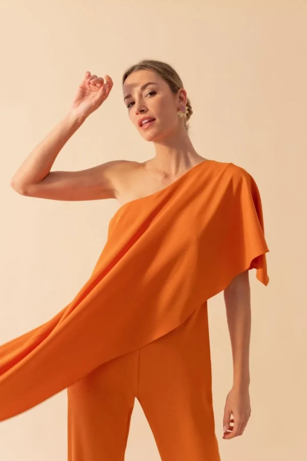 Shop MONO APIANARANJA Monos