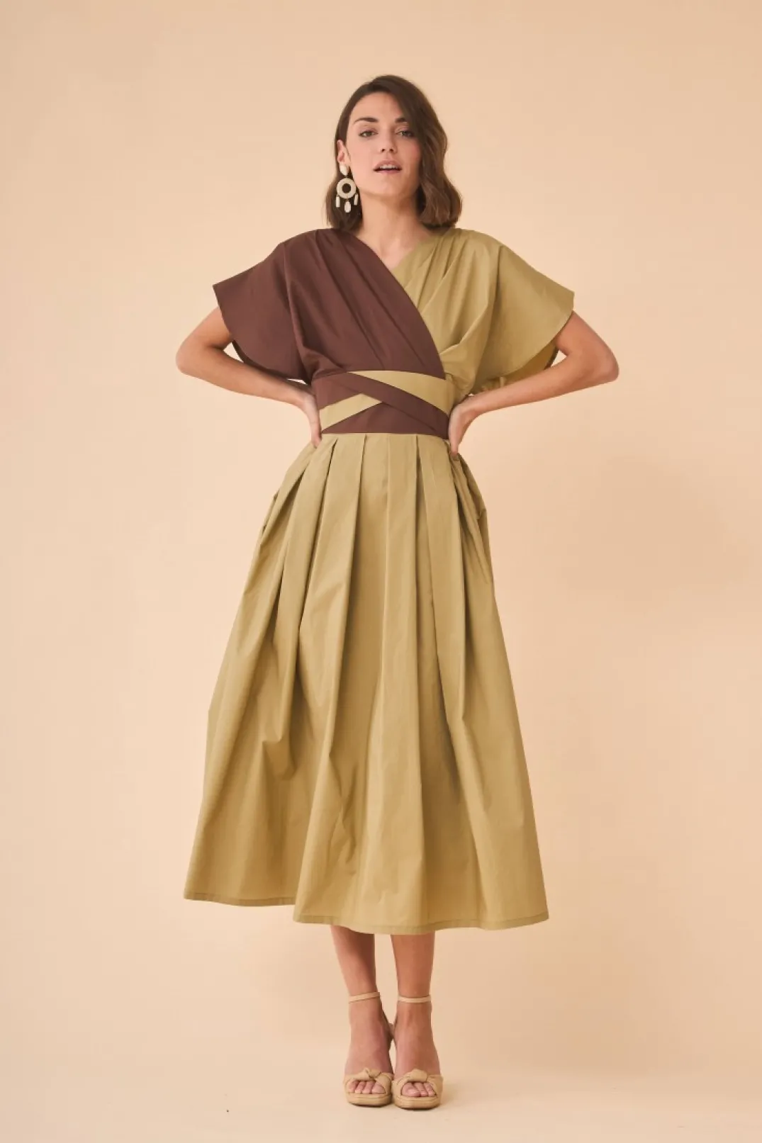 Shop VESTIDO JACQUESBICOLOR Vestidos midi